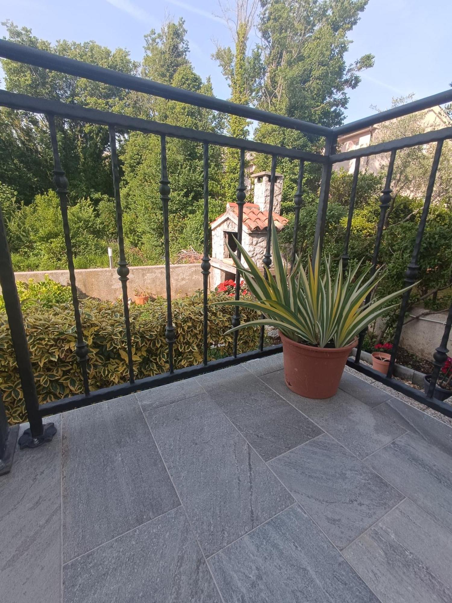 Apartments Kraljic I Baška Extérieur photo